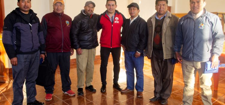 INE socializa la Actualización Cartográfica con autoridades del distrito 4 de El Alto